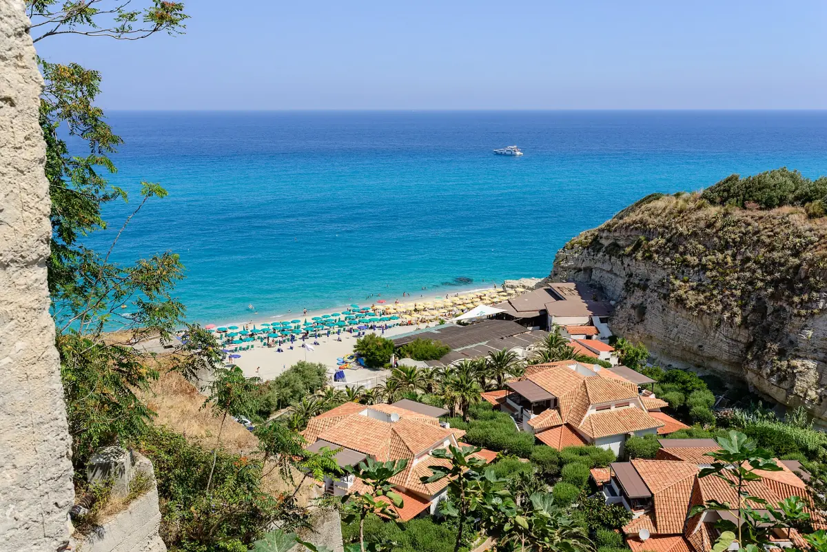The beach at Tropea below the cliffs and red roofs